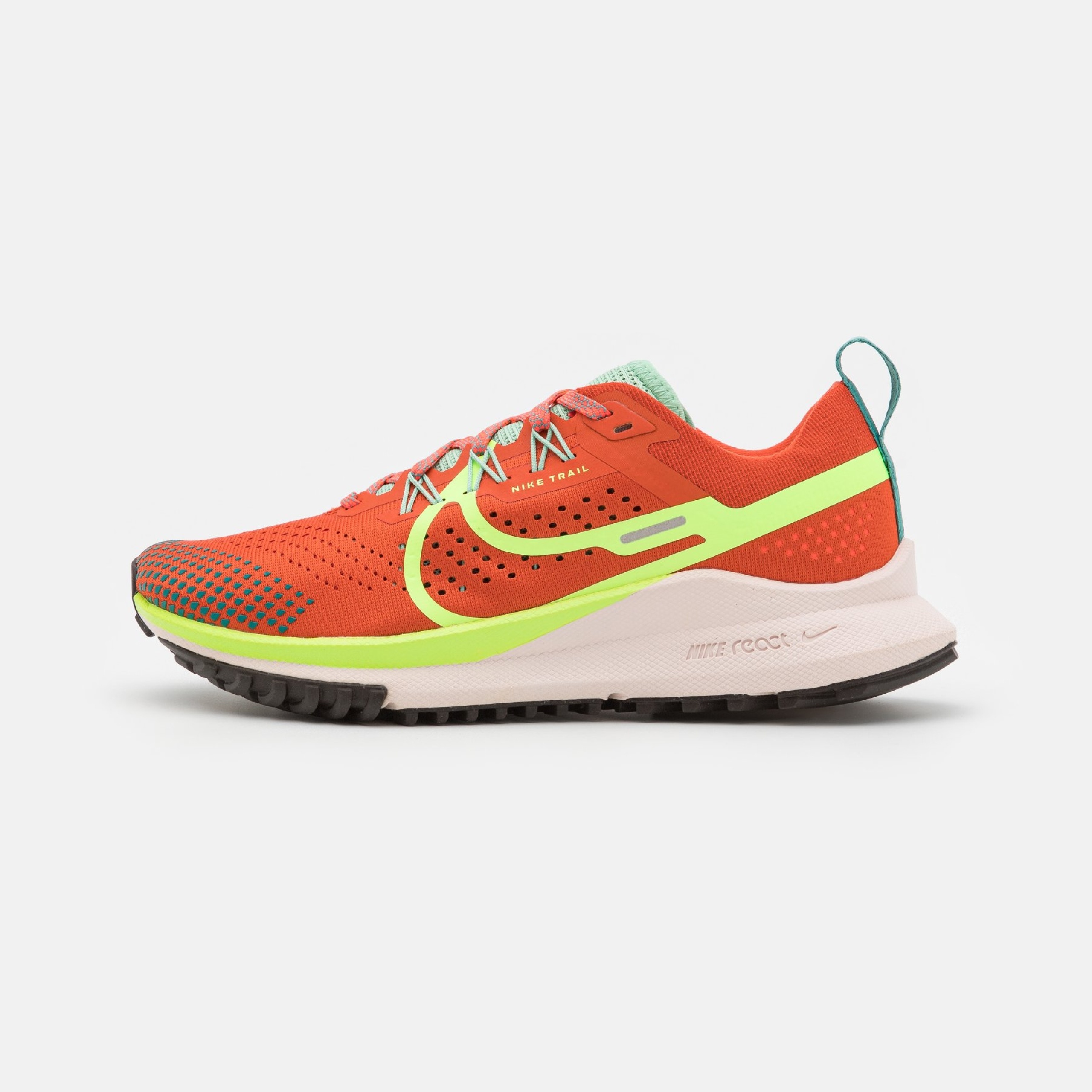 Фото № 1 с приближением к товару «‎Nike React Pegasus Trail 4»