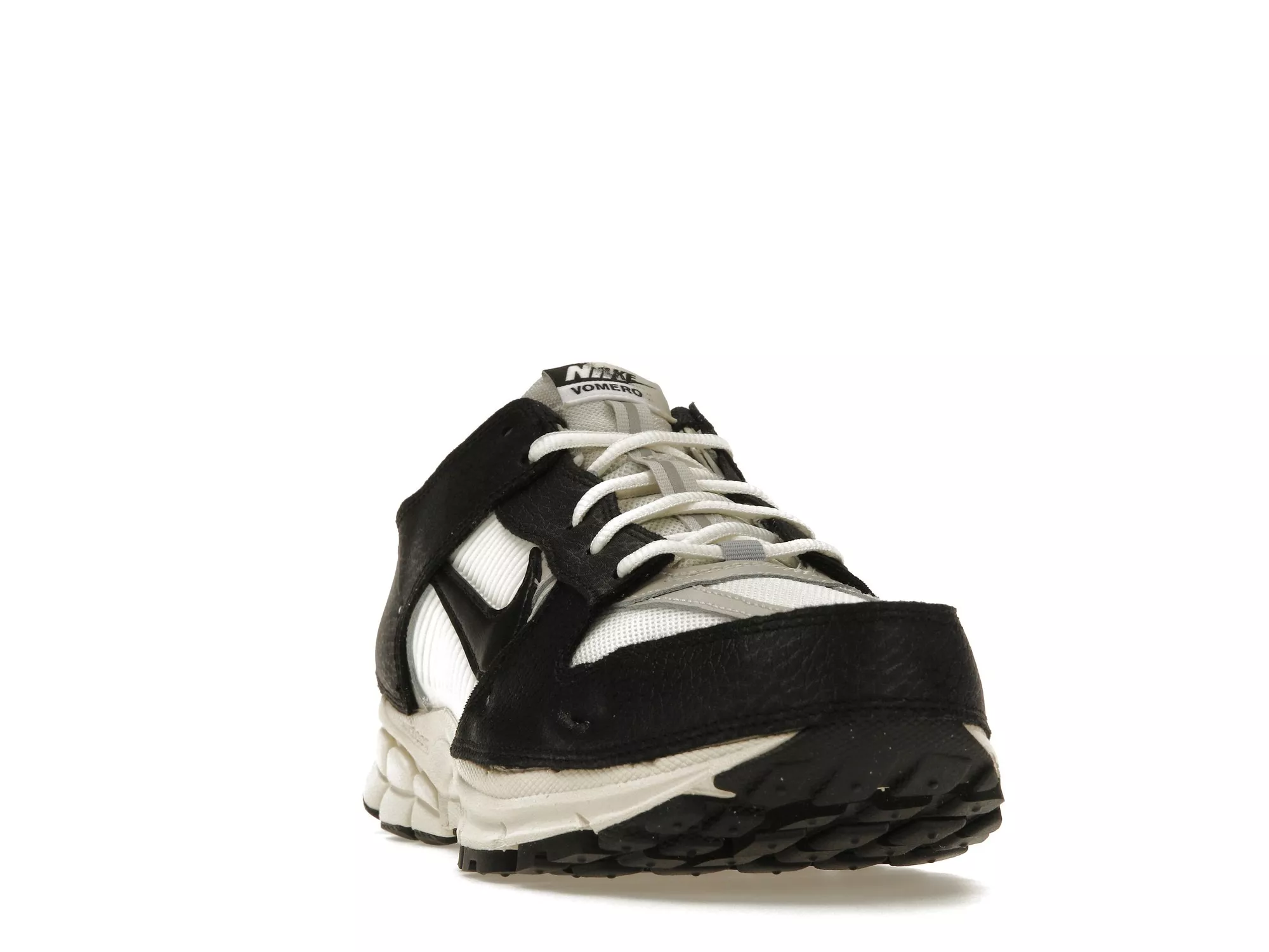 Фото № 5 с приближением к товару «‎Nike Zoom Vomero 5 Timeless Panda Dunk »