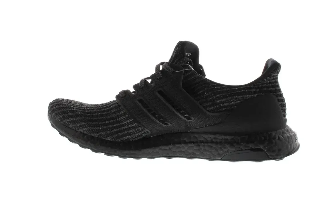 Фото № 3 с приближением к товару «‎adidas Ultra Boost 4.0 Triple Black»