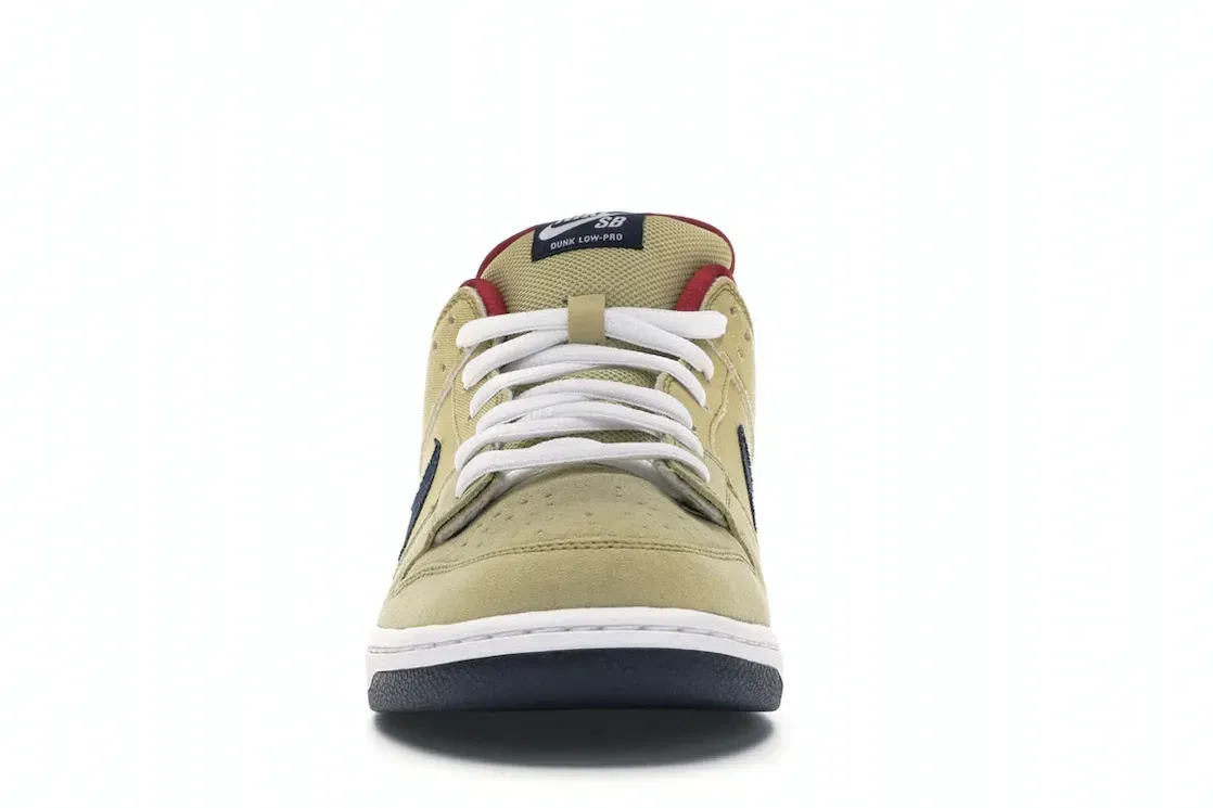 Фото № 2 с приближением к товару «‎Nike SB Dunk Low Gold Dust»