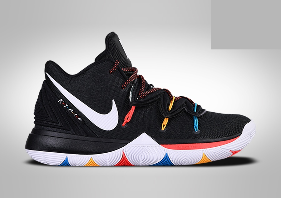 Фото № 1 с приближением к товару «‎Nike Kyrie 5 Friends »