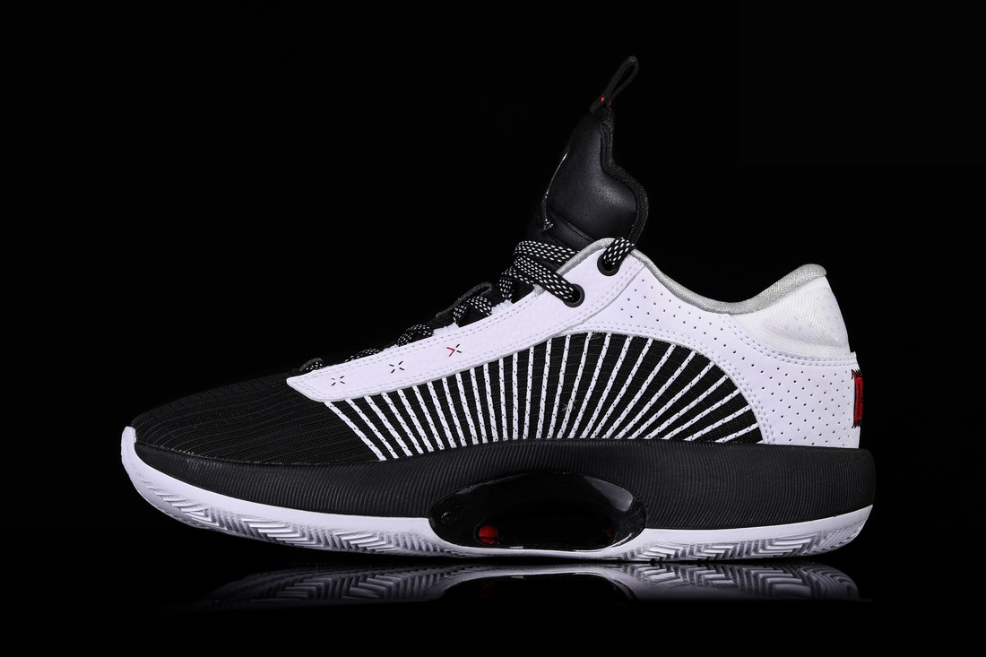 Фото № 3 с приближением к товару «‎Nike Air Jordan 35 Chrome Luka Doncic PE »