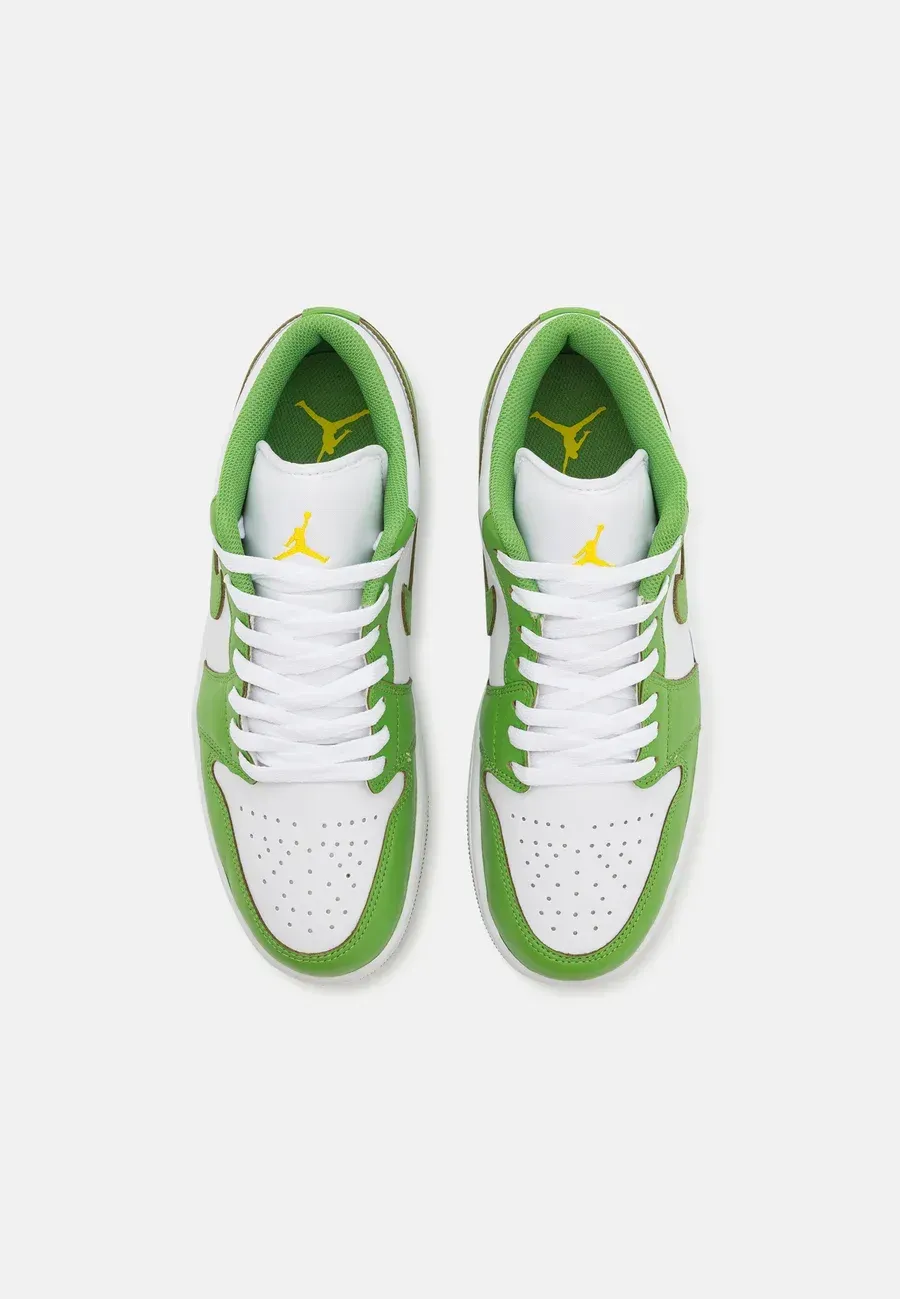 Фото № 4 с приближением к товару «‎AIR JORDAN 1 SE»