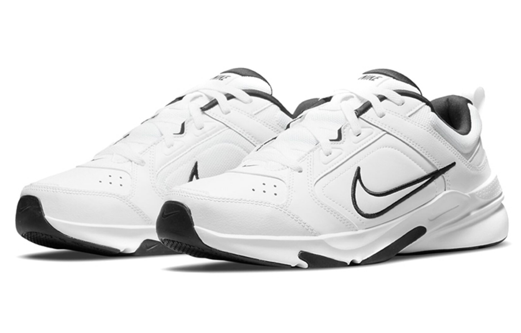 Фото № 3 с приближением к товару «‎Nike Air Monarch IV Training Shoes WhiteBlack»