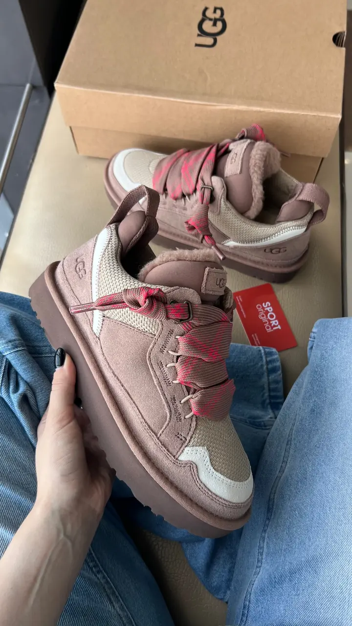UGG кроссовки на платформе — живое фото