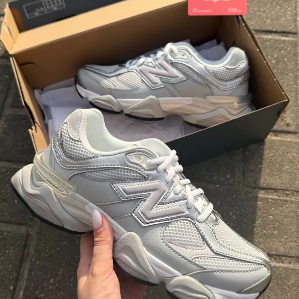 New Balance 9060 белые — живое фото