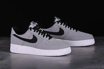 Nike Air Force 1 ’07  - 2