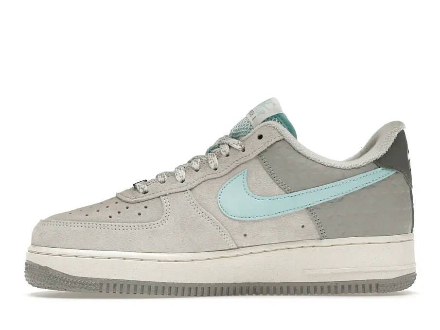Фото № 3 с приближением к товару «‎Nike Air Force 1 Low Snowflake»