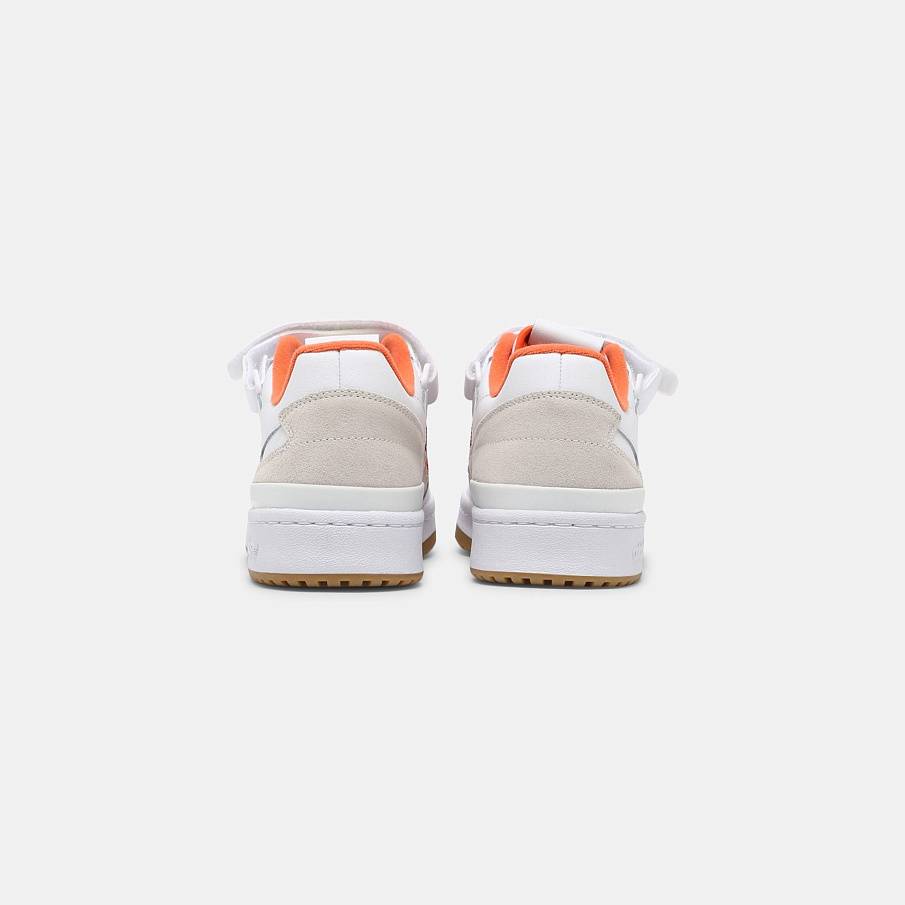 Фото № 3 с приближением к товару «‎Adidas Forum »