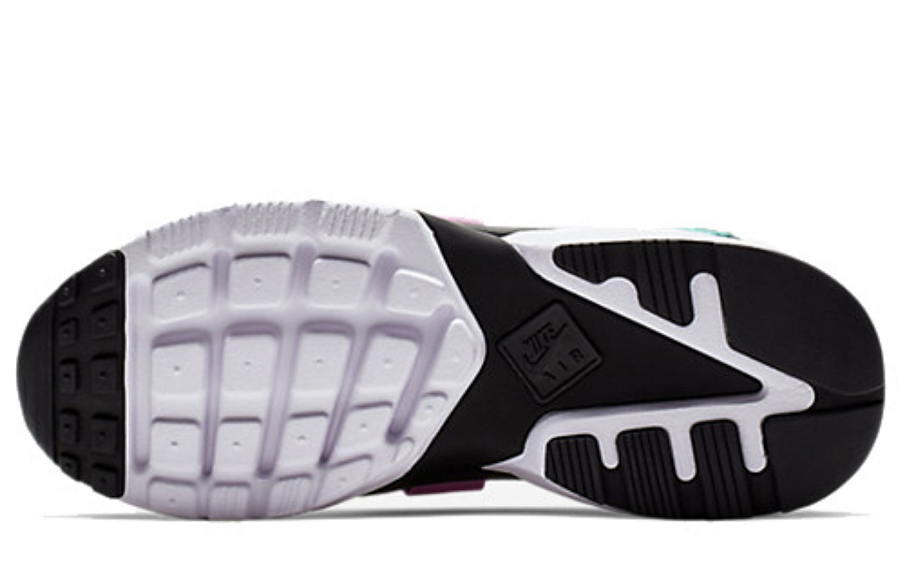 Фото № 4 с приближением к товару «‎Nike Air Huarache City Low Hyper Jade»
