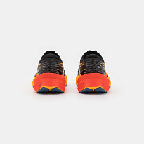 Фото № 3 с приближением к товару «‎Asics Novablast 3»