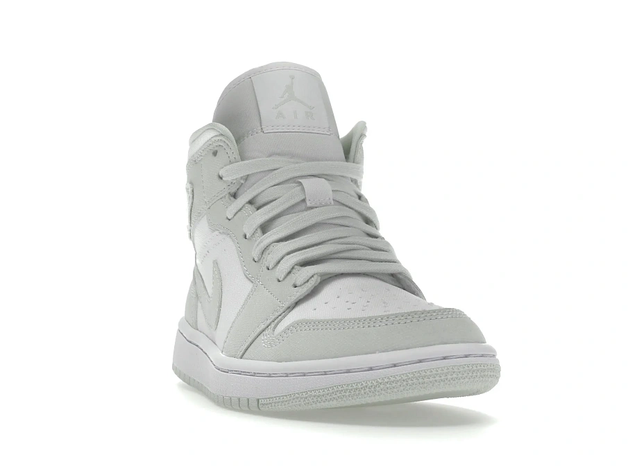 Фото № 2 с приближением к товару «‎Jordan 1 Mid Spruce Aura »