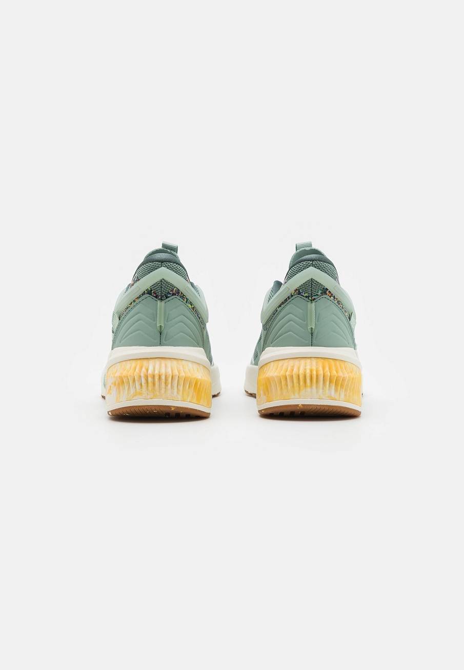 Фото № 3 с приближением к товару «‎Puma Provoke XT Ftr FM Utility»