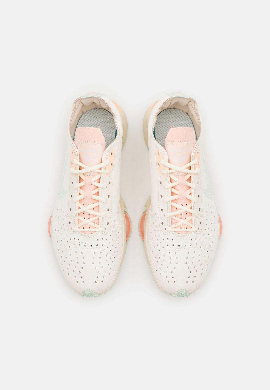 Фото № 5 с приближением к товару «‎Nike Zoom Type »