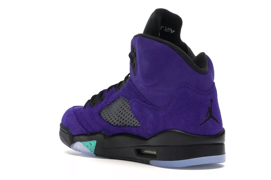 Фото № 5 с приближением к товару «‎Jordan 5 Retro Alternate Grape»
