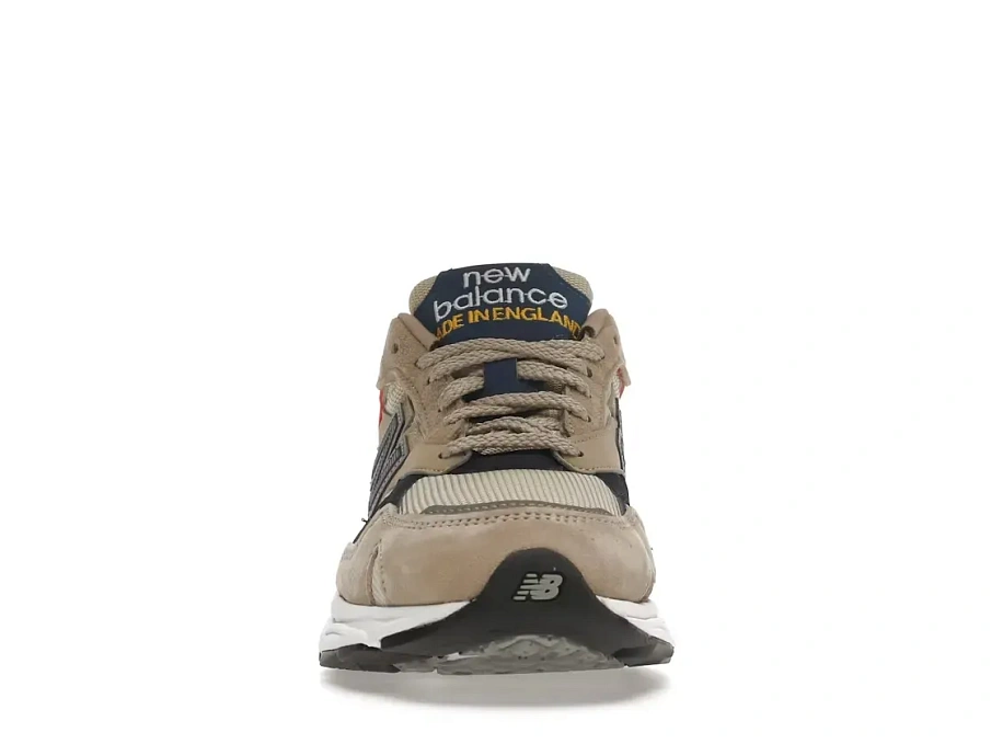 Фото № 2 с приближением к товару «‎New Balance 920»