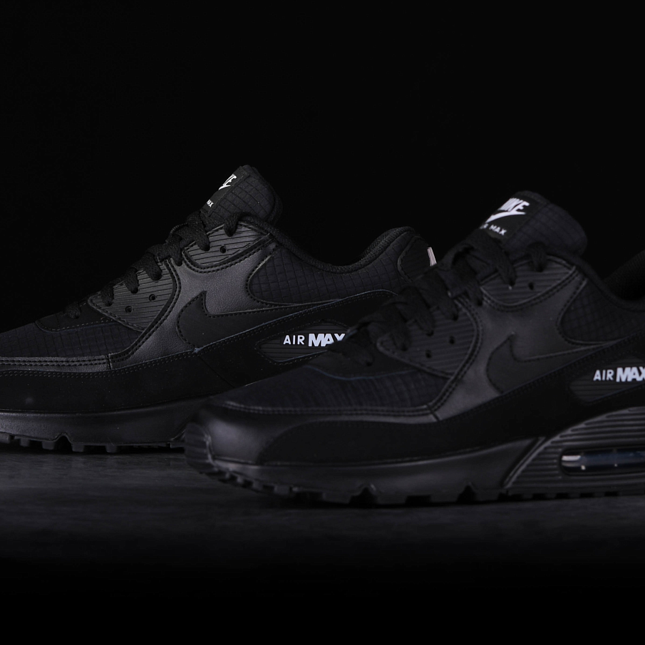 Фото № 3 с приближением к товару «‎Nike Air Max 90 Essential Black»