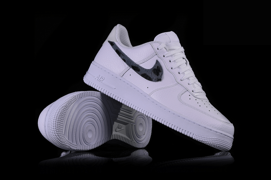 Фото № 2 с приближением к товару «‎Nike Air Force 1 Lv8 Snakeskin »