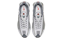 Фото № 4 с приближением к товару «‎Nike Shox R4 Retro 'Comet Red'»