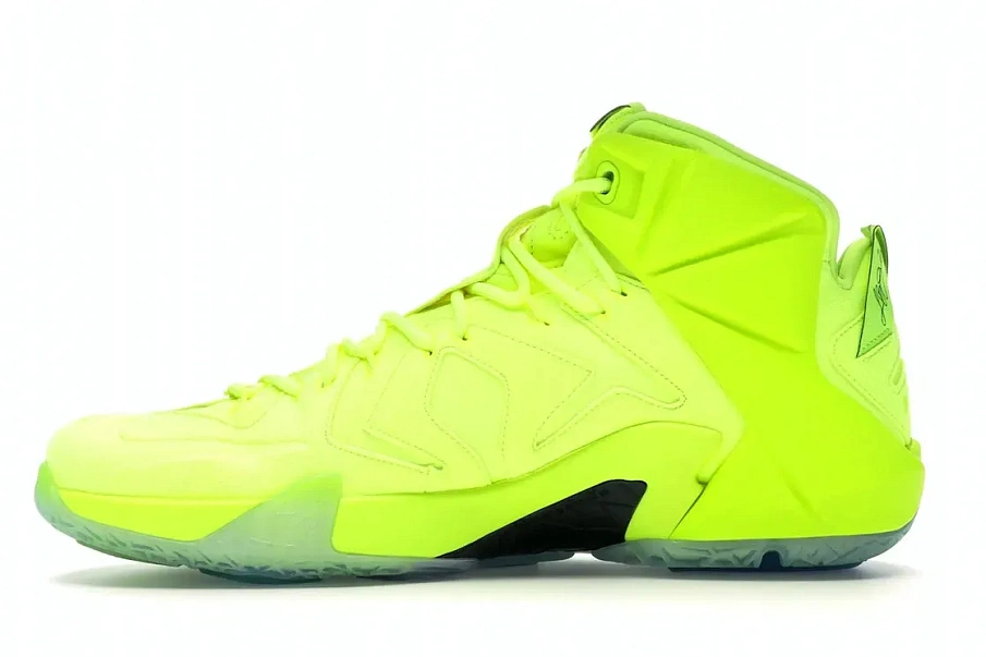Фото № 3 с приближением к товару «‎Nike LeBron 12 EXT Tennis Ball»