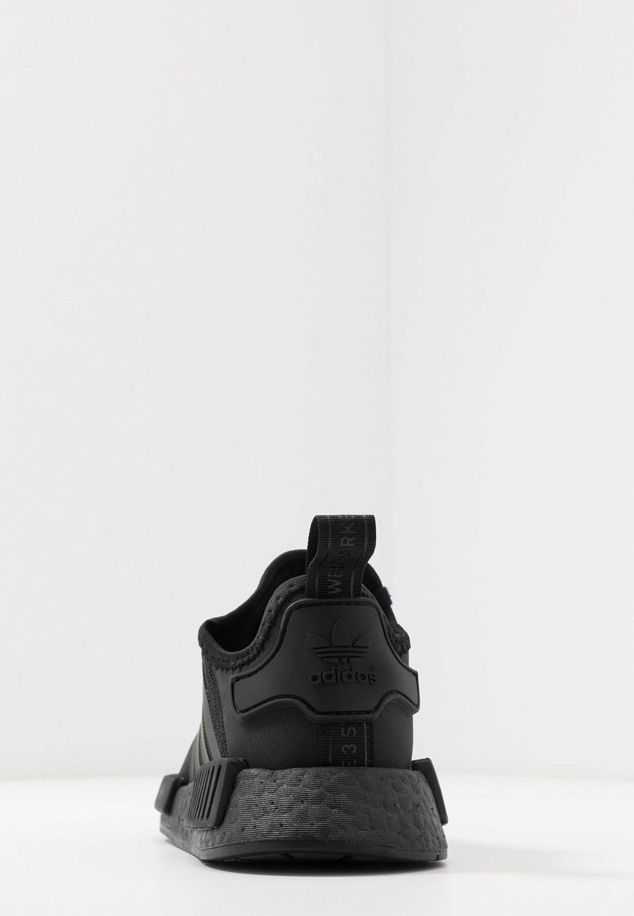 Фото № 4 с приближением к товару «‎Adidas Nmd R1 »