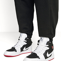 Фото № 4 с приближением к товару «‎Air Jordan 1 SE »
