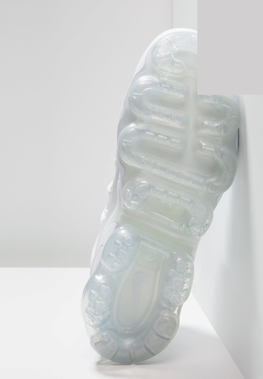 Фото № 5 с приближением к товару «‎Nike Air Vapormax Plus »