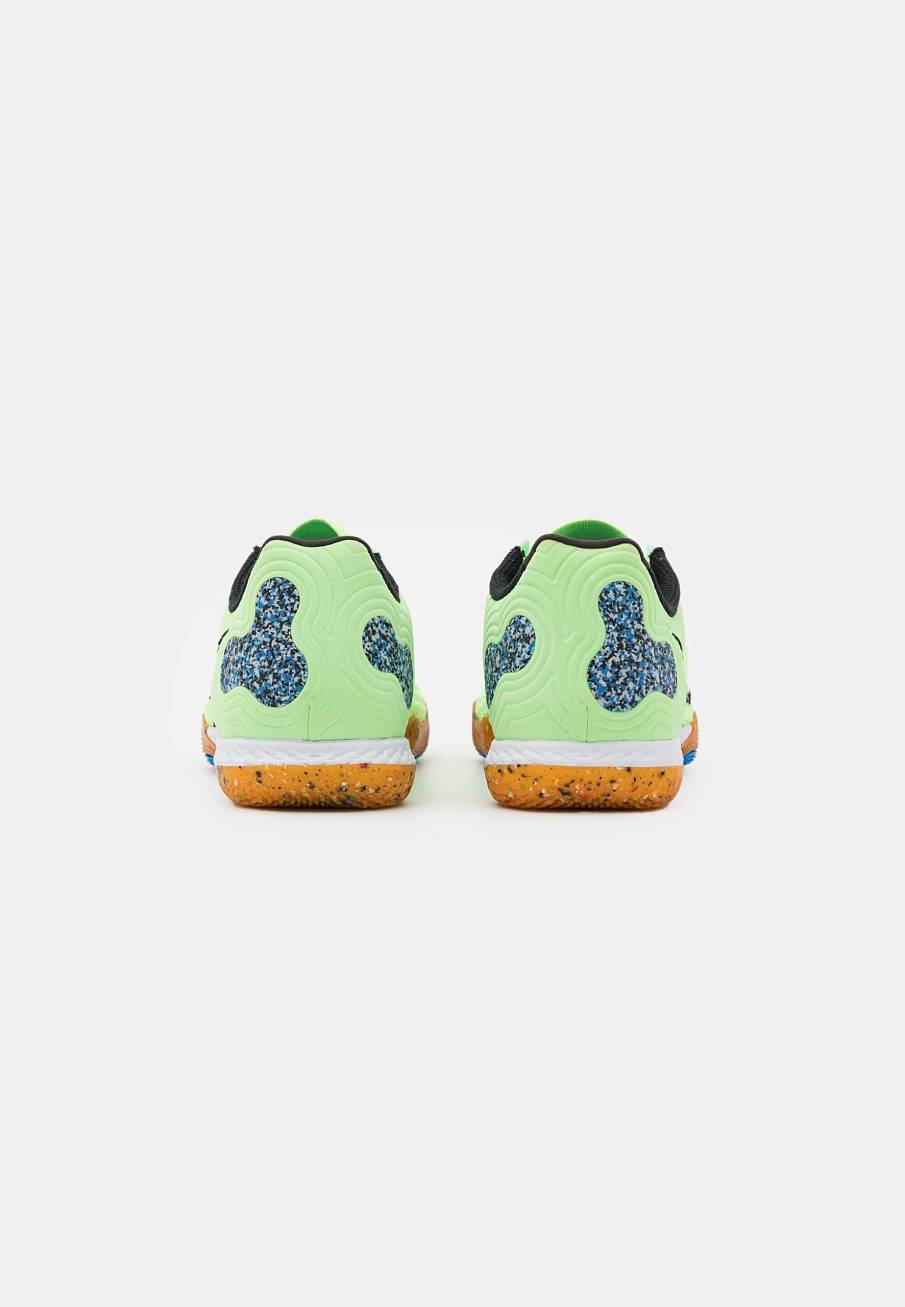 Фото № 3 с приближением к товару «‎Nike React Gato »