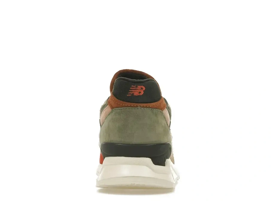 Фото № 4 с приближением к товару «‎New Balance 998»