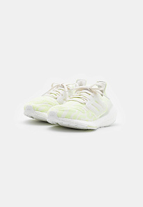 Фото № 2 с приближением к товару «‎Adidas Ultraboost 22»