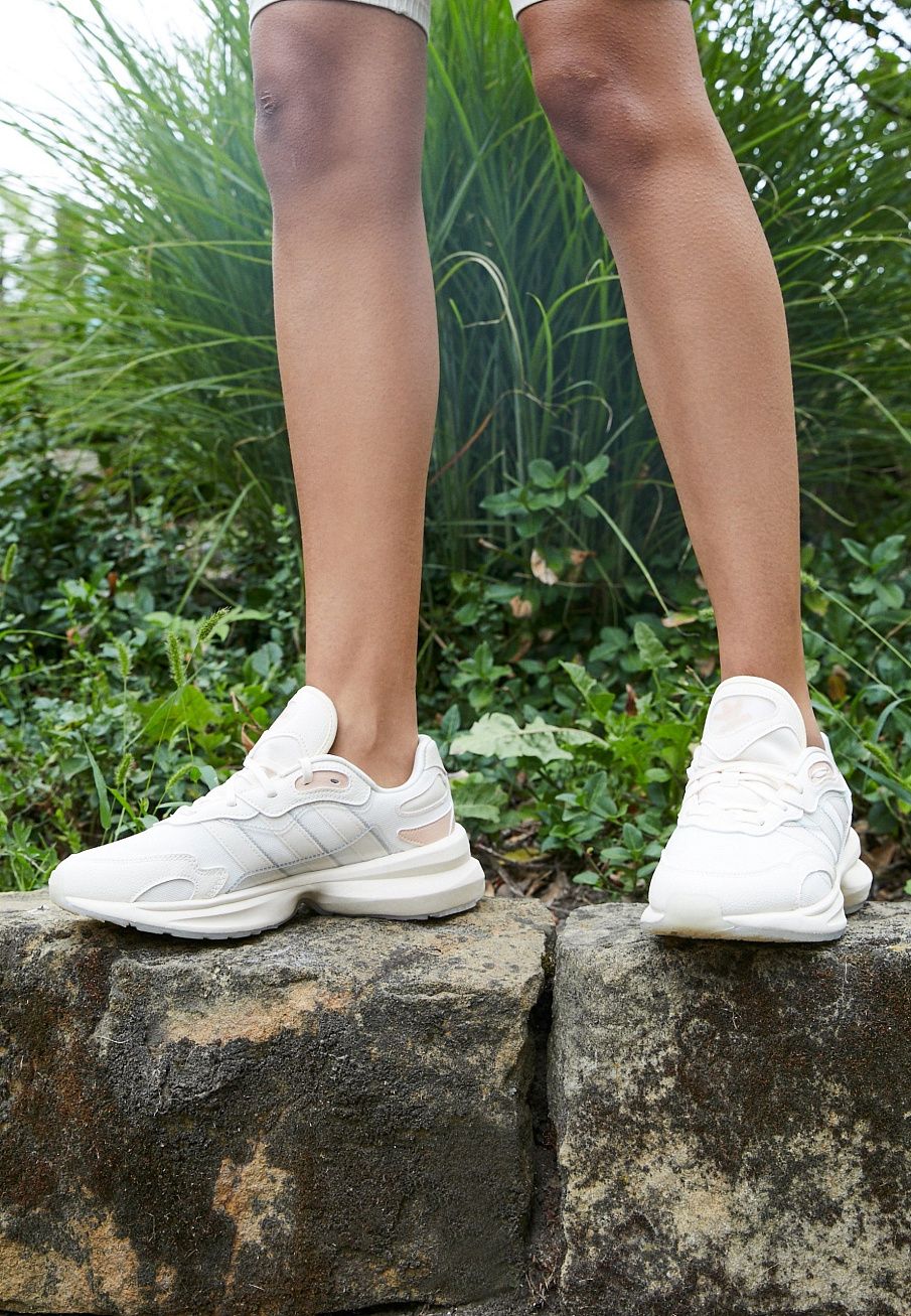 Фото № 5 с приближением к товару «‎Adidas Zentic »
