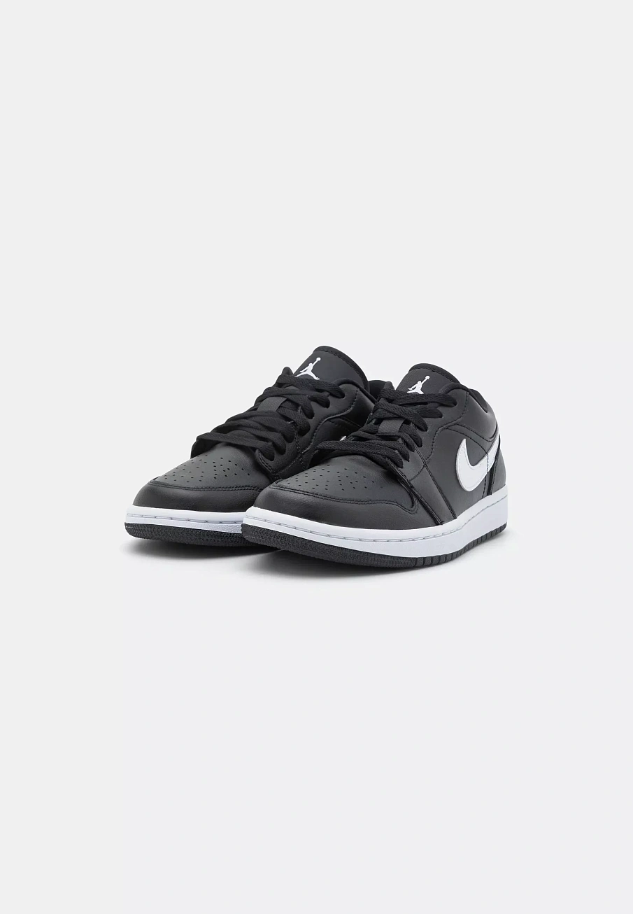 Фото № 4 с приближением к товару «‎WMNS AIR JORDAN 1 LOW 365»