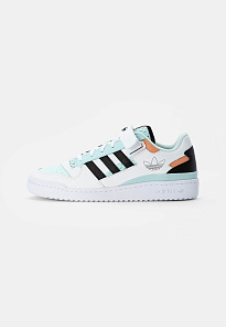 Фото № 1 с приближением к товару «‎Adidas Forum »