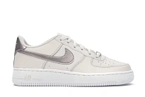 Фото № 1 с приближением к товару «‎Nike Air Force 1 Low»