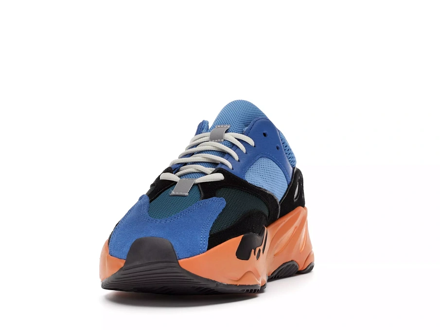 Фото № 2 с приближением к товару «‎adidas Yeezy Boost 700 Bright Blue»
