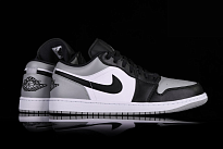 Фото № 3 с приближением к товару «‎Air Jordan 1 Low Vintage Basketball Shoes Shadow Toe»