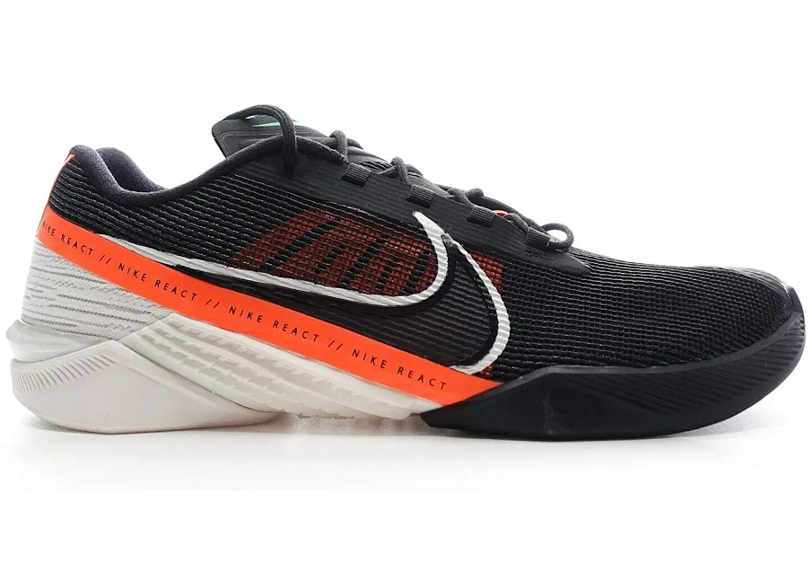 Фото № 1 с приближением к товару «‎Nike Metcon Turbo React Black Total Orange»