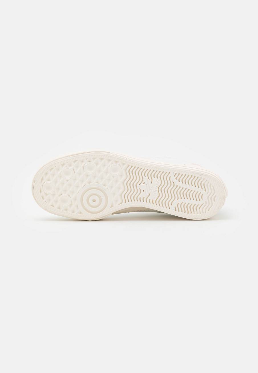 Фото № 4 с приближением к товару «‎Adidas Nizza Platform »
