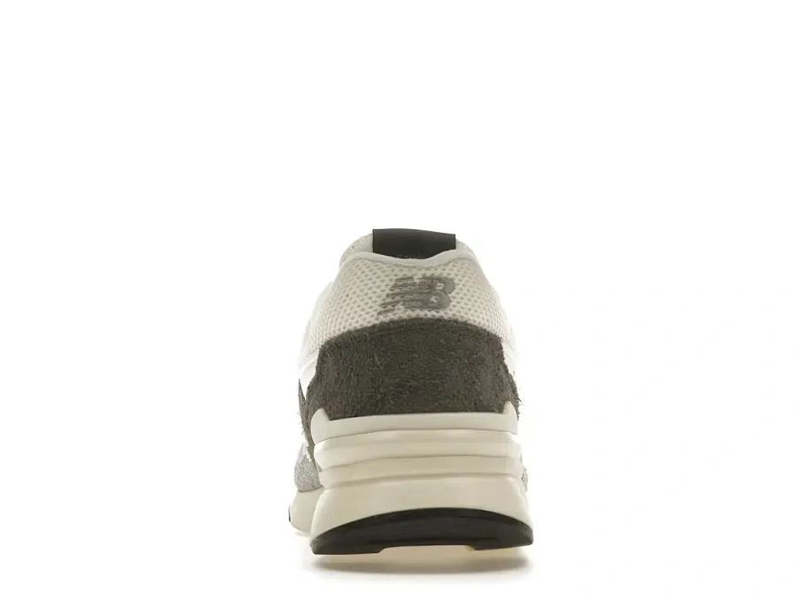 Фото № 4 с приближением к товару «‎New Balance 997H»