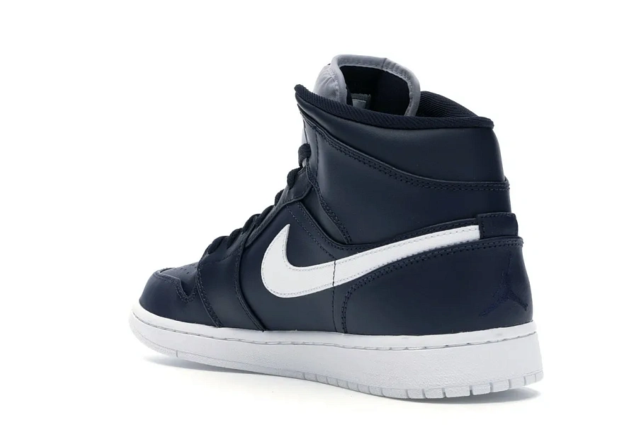 Фото № 6 с приближением к товару «‎Jordan 1 Retro Mid Obsidian White»