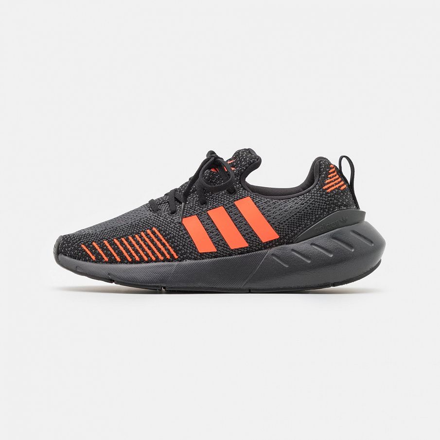 Фото № 1 с приближением к товару «‎Adidas Swift 22 »