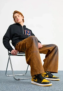 Фото № 3 с приближением к товару «‎AIR JORDAN 1 LOW»