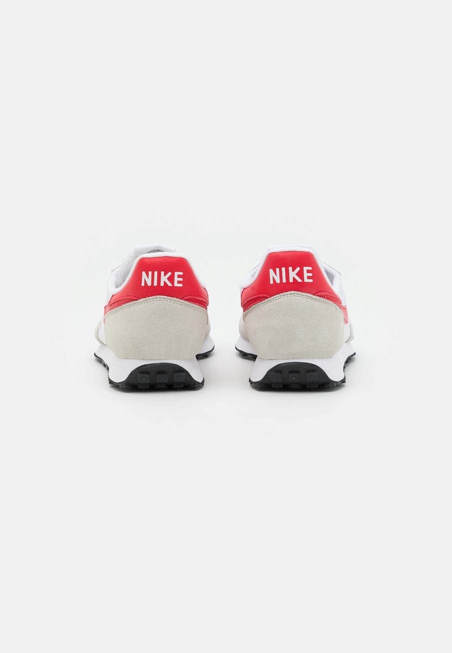 Фото № 3 с приближением к товару «‎Nike Challenger OG »