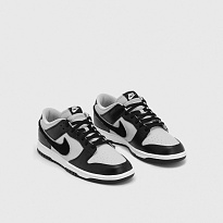 Фото № 1 с приближением к товару «‎Nike Dunk Retro University »