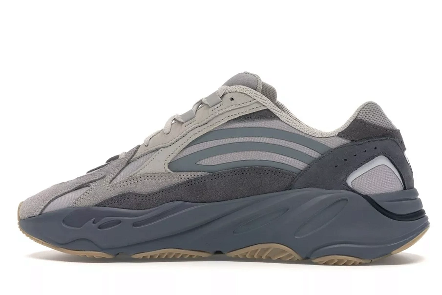 Фото № 5 с приближением к товару «‎adidas Yeezy Boost 700 V2 Tephra»