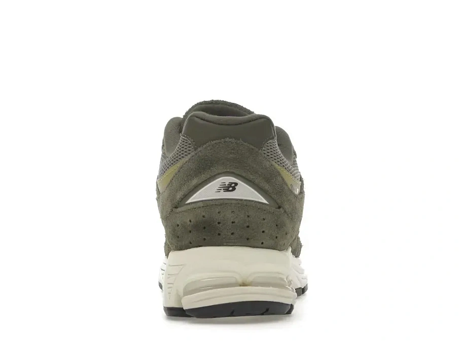 Фото № 4 с приближением к товару «‎New Balance 2002R»