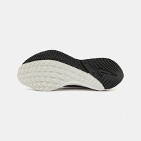 Фото № 5 с приближением к товару «‎Nike Air Zoom Vomero 16»
