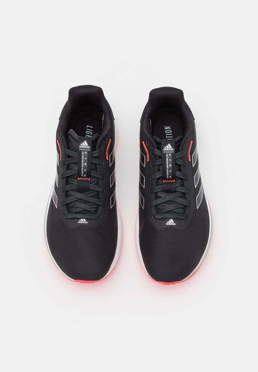 Фото № 3 с приближением к товару «‎Adidas Speedmotion»