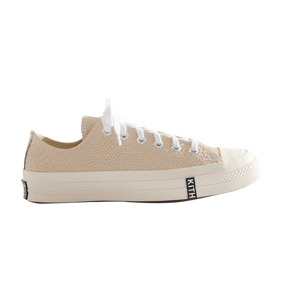 Фото № 1 с приближением к товару «‎Kith x Converse Chuck 70 Low Egret Monogram»