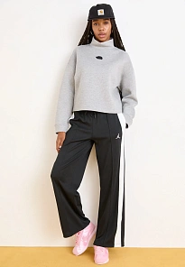 Фото № 3 с приближением к товару «‎CORTEZ SE TREND»